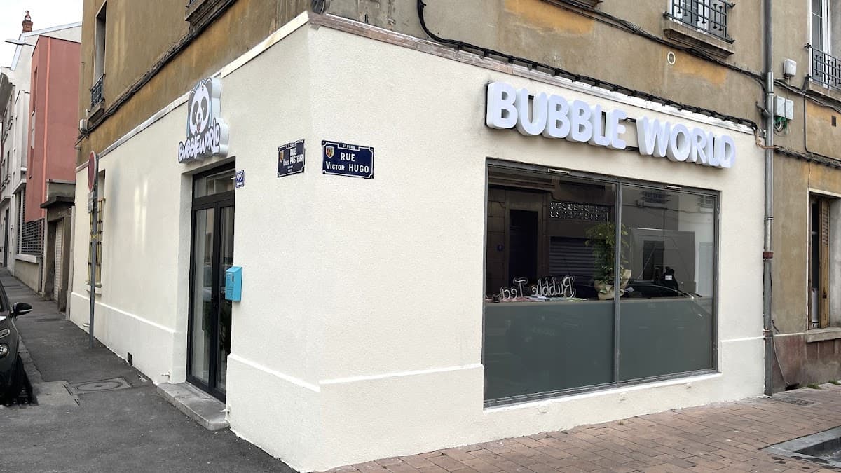 Bubble tea, Bubble World Crêperie